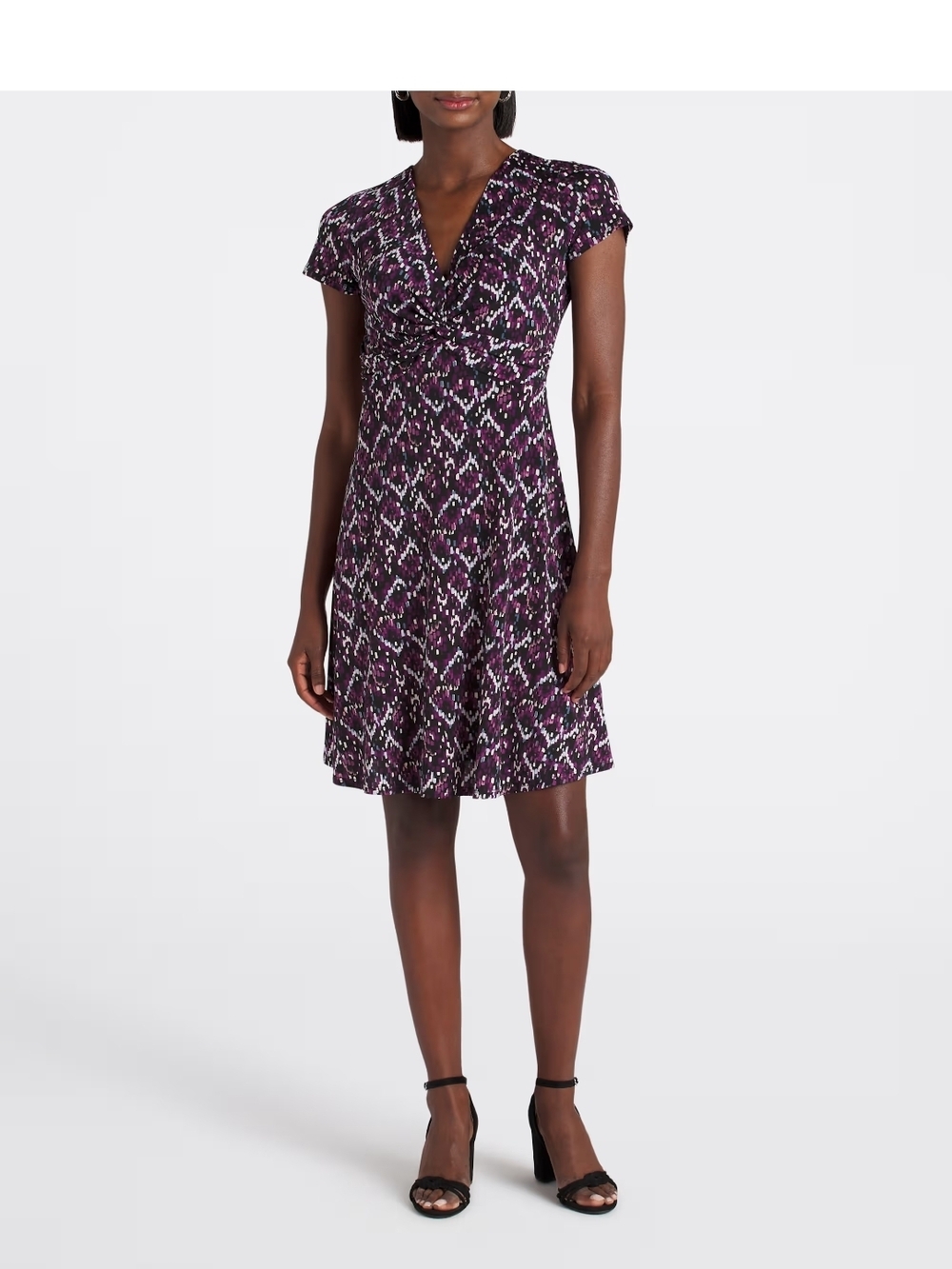 Le Lis Purple Patterned V-Neck Short Sleeve Mini Dress